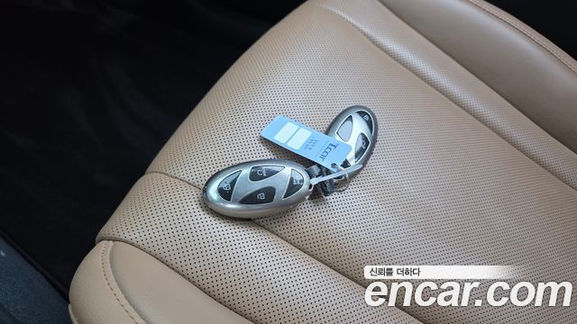 Hyundai Grandeur (GN7) 2,5 Gasoline 2WD Exclusive 2023 — фото 18