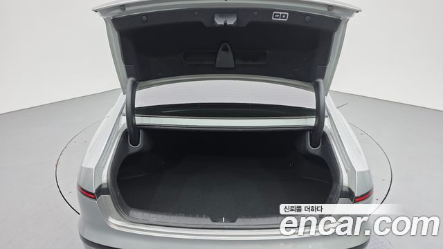 Hyundai Grandeur (GN7) 2,5 Gasoline 2WD Exclusive 2023 — фото 20