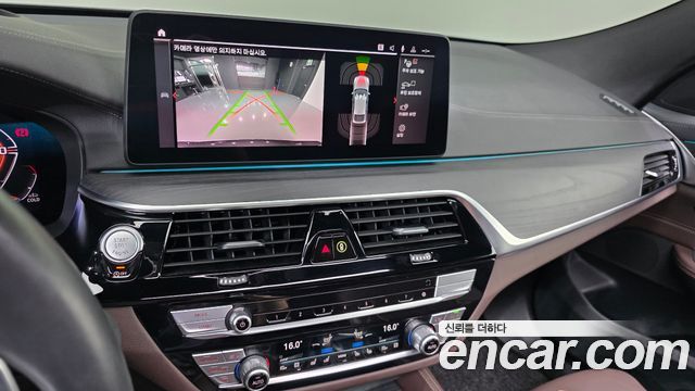 BMW 6 Series GT (G32) 620d xDrive M Sport 2022 — фото 17