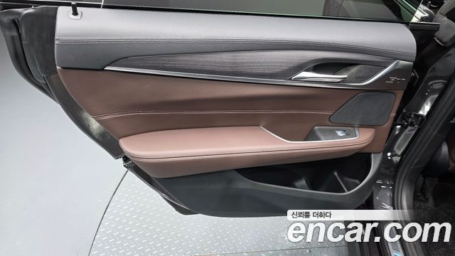 BMW 6 Series GT (G32) 620d xDrive M Sport 2022 — фото 25