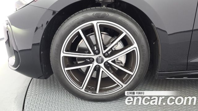 Audi A5 (B10) 45 TFSI Quattro S Line 2025 — фото 5