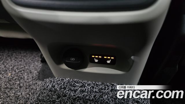Volvo XC40 B4 Ultimate Bright 2023 — фото 27