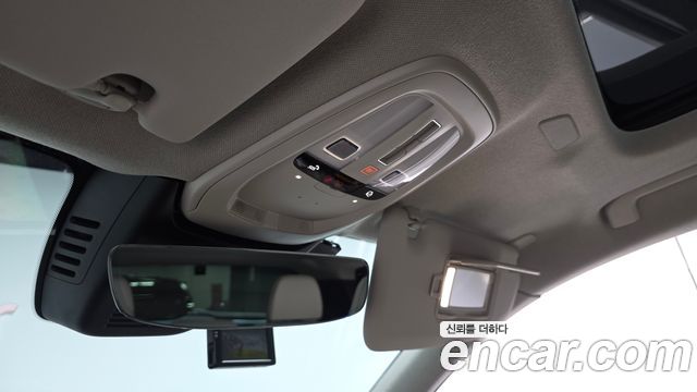Volvo XC40 B4 Ultimate Bright 2023 — фото 28