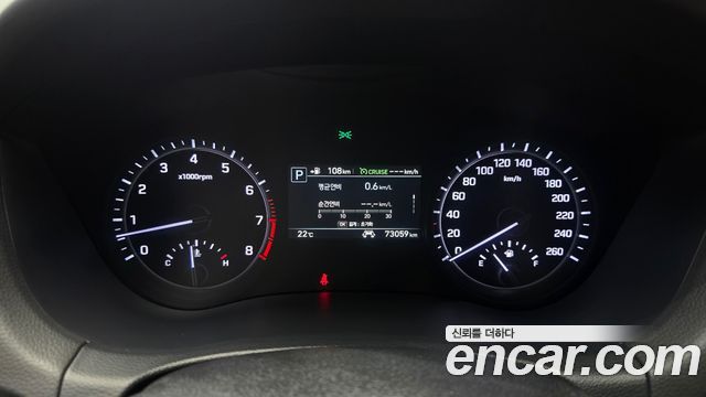 Genesis G80 3.3 GDI AWD Premium Luxury 2017 — фото 8