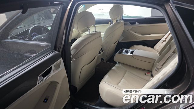 Genesis G80 3.3 GDI AWD Premium Luxury 2017 — фото 11