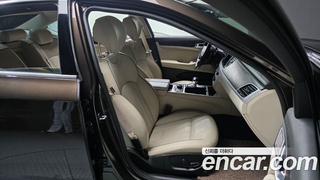 Genesis G80 3.3 GDI AWD Premium Luxury 2017 — фото 12