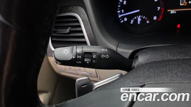 Genesis G80 3.3 GDI AWD Premium Luxury 2017 — фото 34