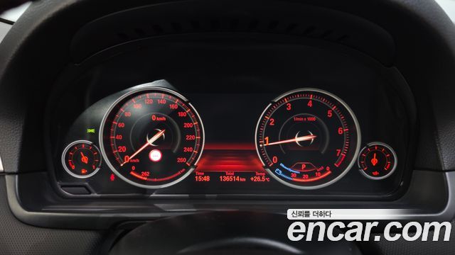BMW 5 Series (F10) 528i M Aero Dynamic 2016 — фото 8