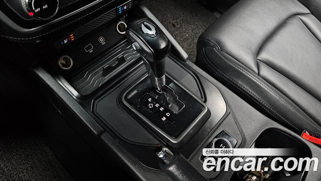 KG Mobility (SsangYong) Rexton Sports Khan Diesel 2.2 4WD Prestige Special (5-Link) 2021 — фото 9