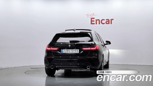 BMW 1 Series (F40) 120i Sports 2024 — фото 4