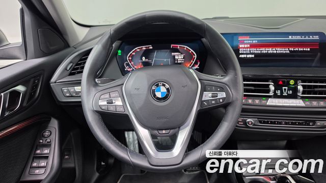 BMW 1 Series (F40) 120i Sports 2024 — фото 13