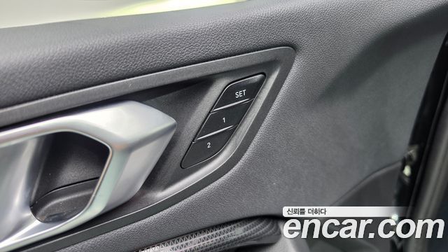 BMW 1 Series (F40) 120i Sports 2024 — фото 33