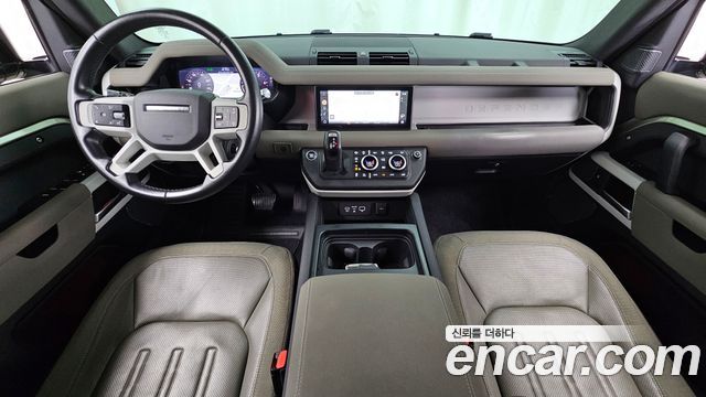 Land Rover Defender (L663) 110 D240 SE 2020 — фото 7