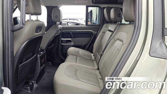 Land Rover Defender (L663) 110 D240 SE 2020 — фото 26