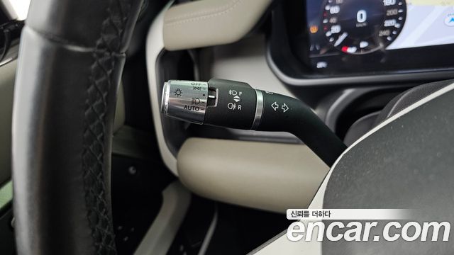 Land Rover Defender (L663) 110 D240 SE 2020 — фото 27