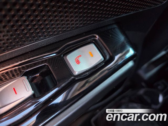 KG Mobility (SsangYong) Tivoli Air Diesel IX 2WD 2017 — фото 17