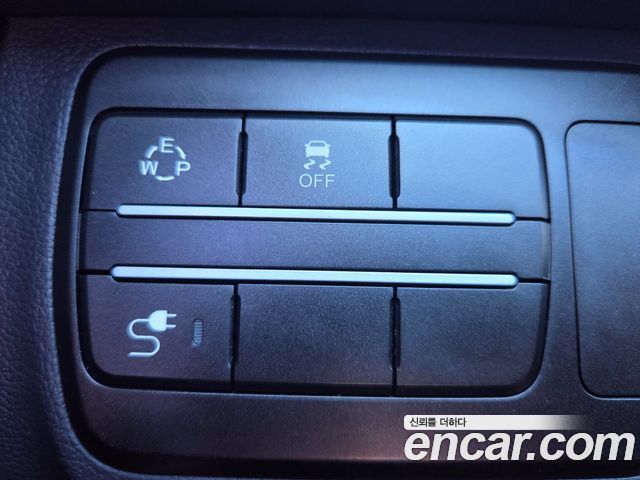 KG Mobility (SsangYong) Tivoli Air Diesel IX 2WD 2017 — фото 18