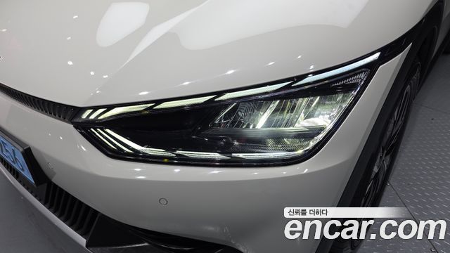 Kia EV6 Standard 4WD Air 2023 — фото 22