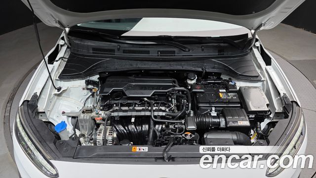Hyundai Kona Gasoline 2.0 2WD Modern 2023 — фото 6