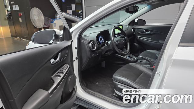 Hyundai Kona Gasoline 2.0 2WD Modern 2023 — фото 10