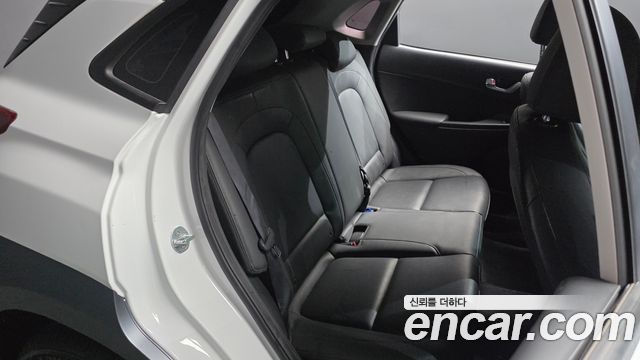 Hyundai Kona Gasoline 2.0 2WD Modern 2023 — фото 11