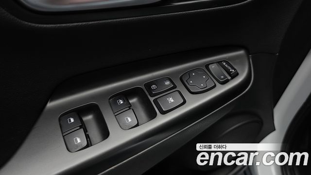 Hyundai Kona Gasoline 2.0 2WD Modern 2023 — фото 19