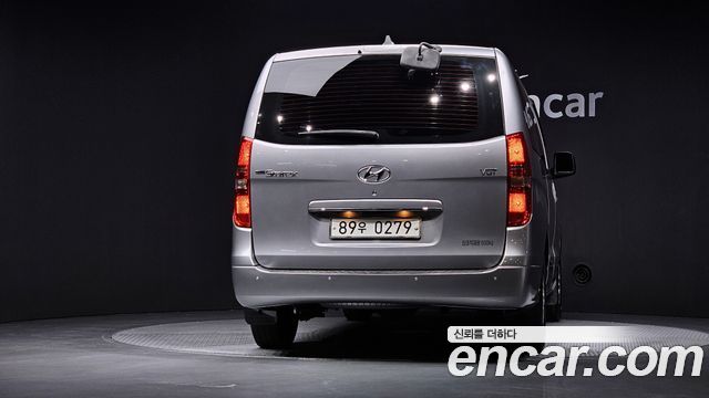 Hyundai Grand Starex Van 5-Seater Modern 2020 — фото 4