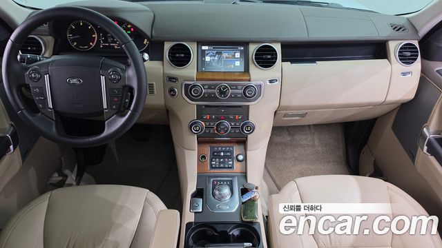 Land Rover Discovery 4 3.0 SDV6 Landmark Edition 2016 — фото 7