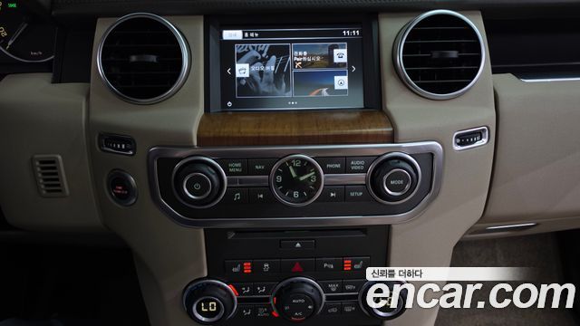 Land Rover Discovery 4 3.0 SDV6 Landmark Edition 2016 — фото 13