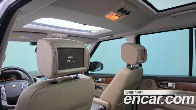 Land Rover Discovery 4 3.0 SDV6 Landmark Edition 2016 — фото 18