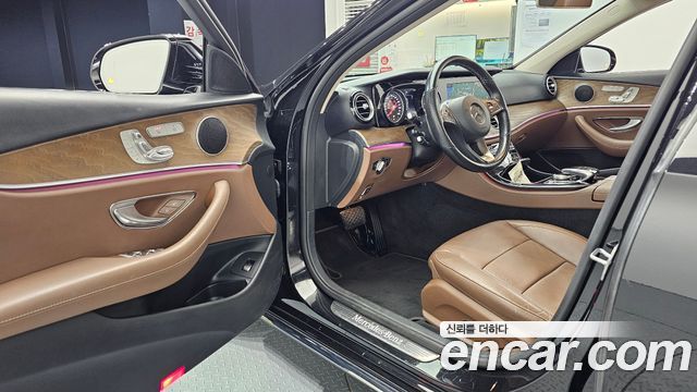 Mercedes-Benz E-Class (W213) E300 4MATIC Exclusive Standard 2018 — фото 10