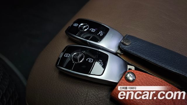 Mercedes-Benz E-Class (W213) E300 4MATIC Exclusive Standard 2018 — фото 16
