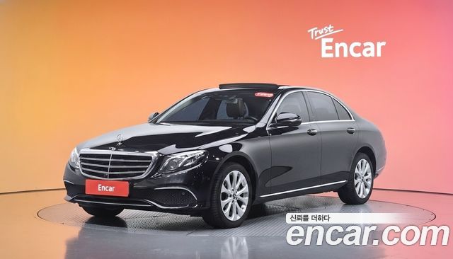 Mercedes-Benz E-Class (W213) E300 4MATIC Exclusive Standard 2018 — фото 1