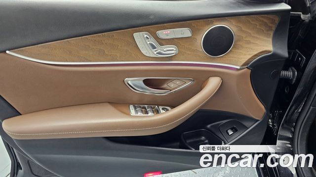 Mercedes-Benz E-Class (W213) E300 4MATIC Exclusive Standard 2018 — фото 24