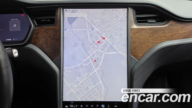 Tesla Model S Long Range 2020 — фото 13