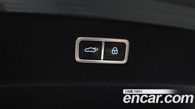 Genesis G90 (RS4) Gasoline 3.5 Turbo e-S/C AWD LWB 2024 — фото 17