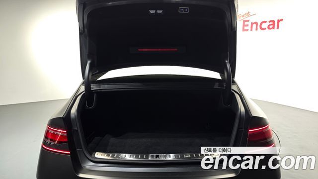 Genesis G90 (RS4) Gasoline 3.5 Turbo e-S/C AWD LWB 2024 — фото 18