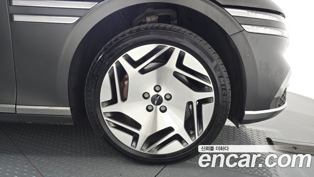 Genesis G90 (RS4) Gasoline 3.5 Turbo e-S/C AWD LWB 2024 — фото 21