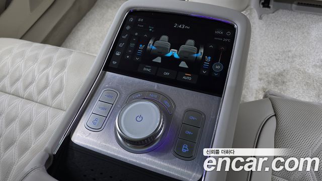 Genesis G90 (RS4) Gasoline 3.5 Turbo e-S/C AWD LWB 2024 — фото 31