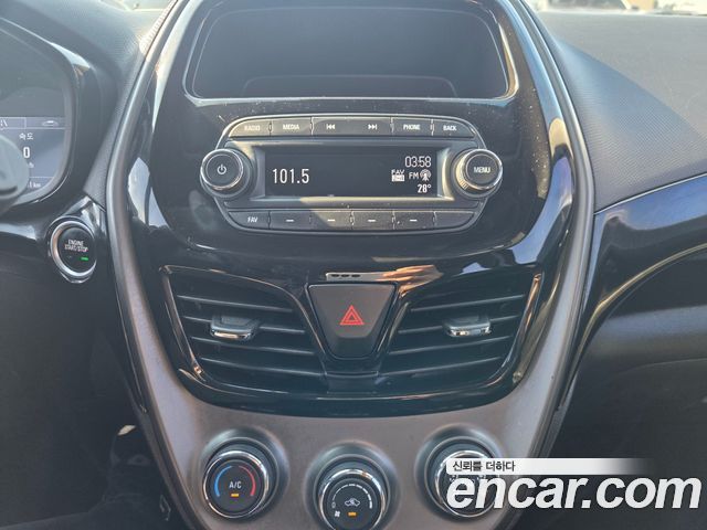 Chevrolet Spark Premier 2022 — фото 18