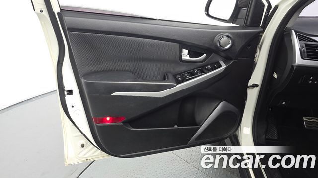KG Mobility (SsangYong) Style Korando C 2.2 Extreme 2WD 2018 — фото 24