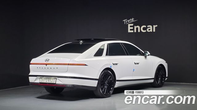 Hyundai Grandeur Hybrid (GN7) Calligraphy 2023 — фото 2