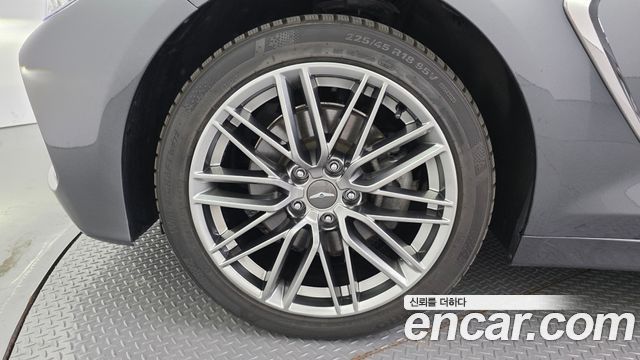 Genesis G70 2.0T AWD Elite 2019 — фото 5