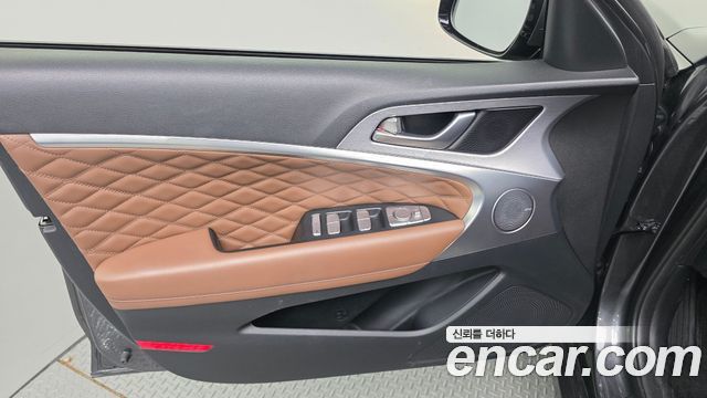 Genesis G70 2.0T AWD Elite 2019 — фото 24