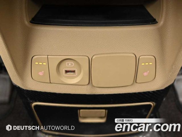 Kia Carnival 9-Seater Prstige 2019 — фото 20