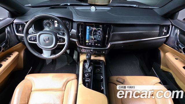 Volvo V90 Cross Country D5 PRO AWD 2018 — фото 7