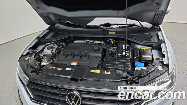 Volkswagen T-Roc 2.0 TDI Premium 2021 — фото 6