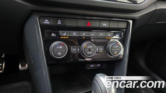 Volkswagen T-Roc 2.0 TDI Premium 2021 — фото 17