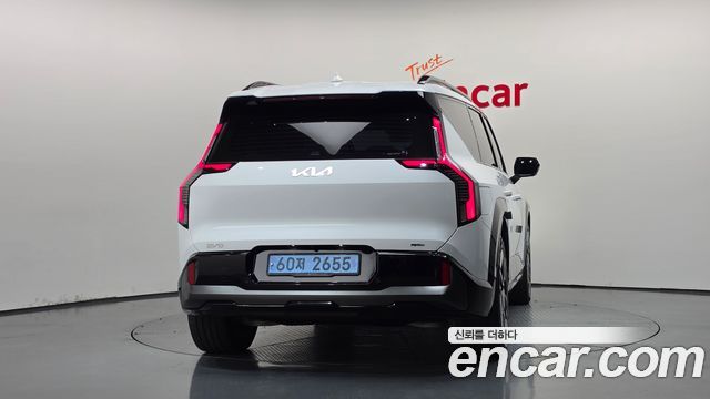 Kia EV9 Long Range 4WD GT Line 2025 — фото 4