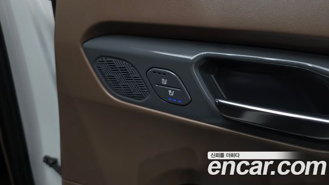 Kia EV9 Long Range 4WD GT Line 2025 — фото 18